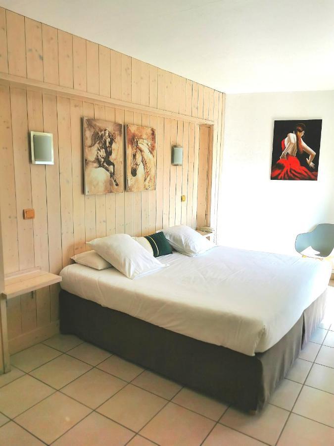 L'Auberge Camarguaise Saintes-Maries-de-la-Mer Luaran gambar